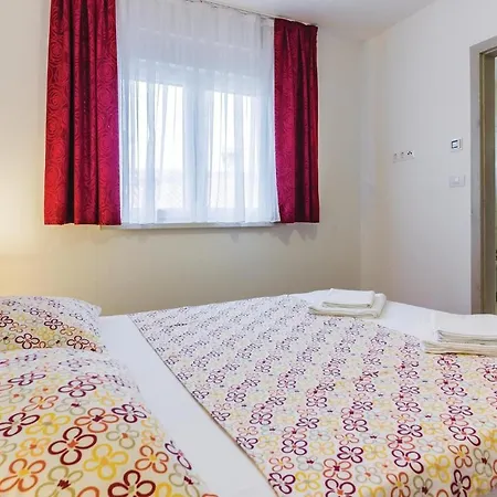 Apartment In With Wifi Medulin