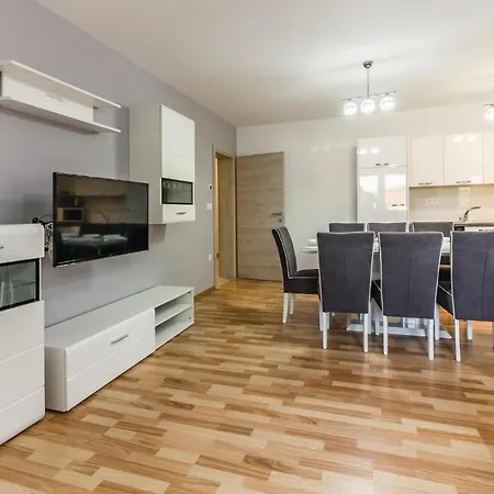 Three-bedroom In * Medulin